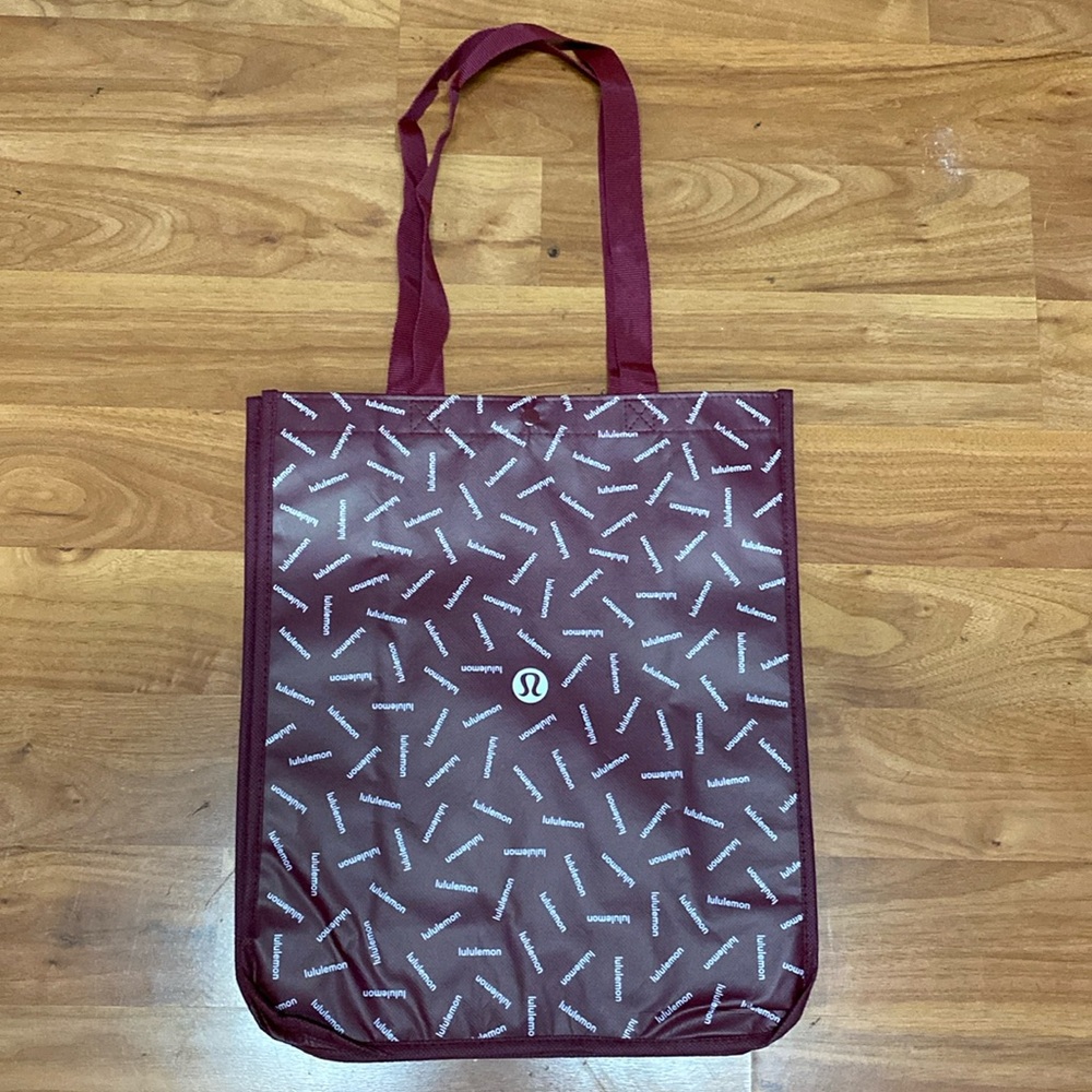 ❤️ Two brand new large lululemon holiday tote bags - Picture 2 of 4